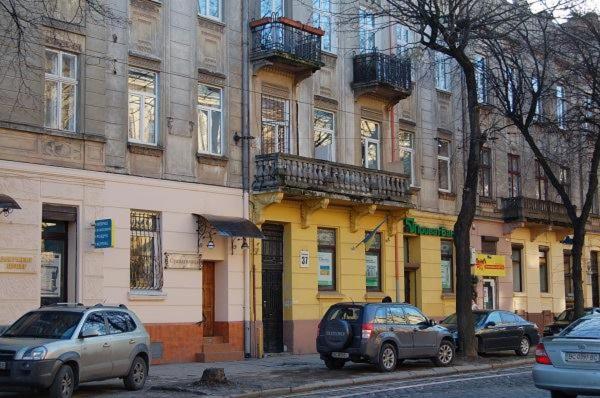 לבוב Apartment On Stepana Bandery 37 Постійне Електропостачання מראה חיצוני תמונה